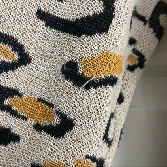 Flying Tomato Cardigan Sweater Ivory Aztec Tribal Leopard Mixed Print Open Sz L - Picture 7 of 11